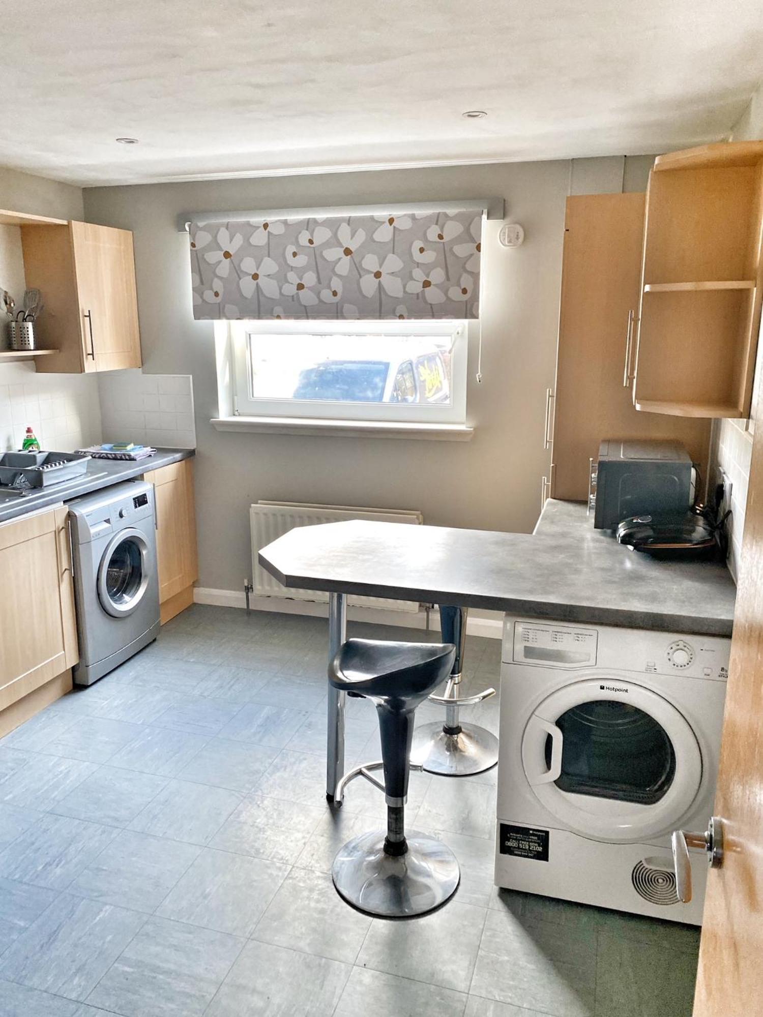 Apartment Spacious Ground Floor, 2 Bed By Lains Lettings M *