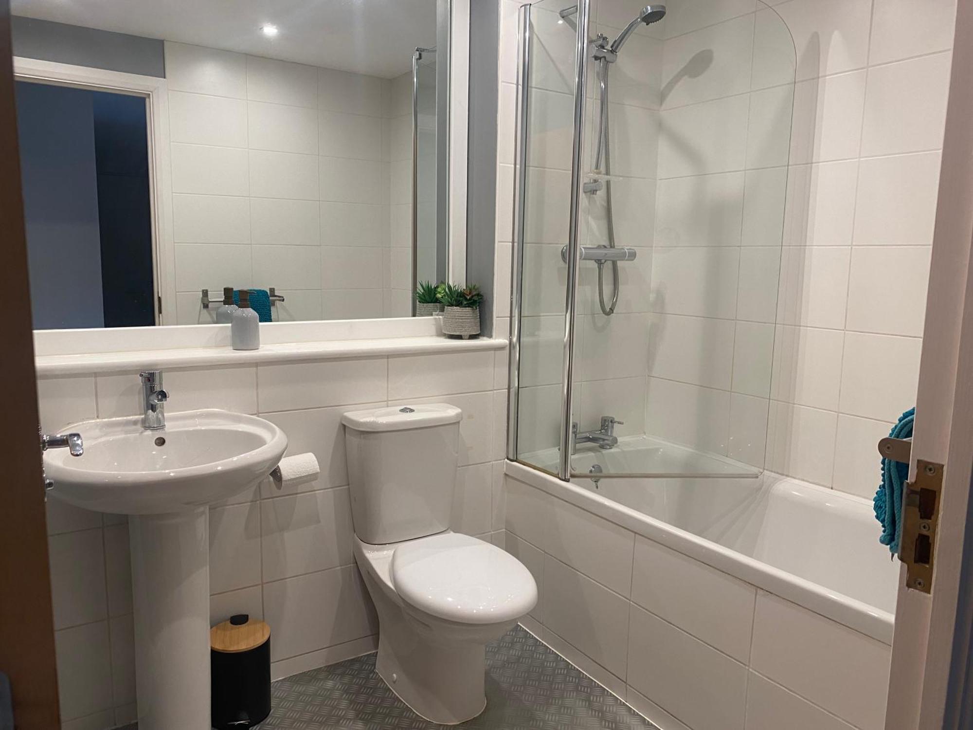 Spacious Ground Floor, 2 Bed By Lains Lettings M * Aberdeen